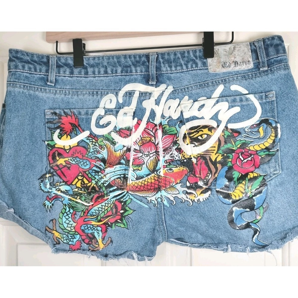 Ed Hardy Tattoo Graphic Denim Shorts 34 (Measures‎ 37) Y2K Vintage Cutoff Blue